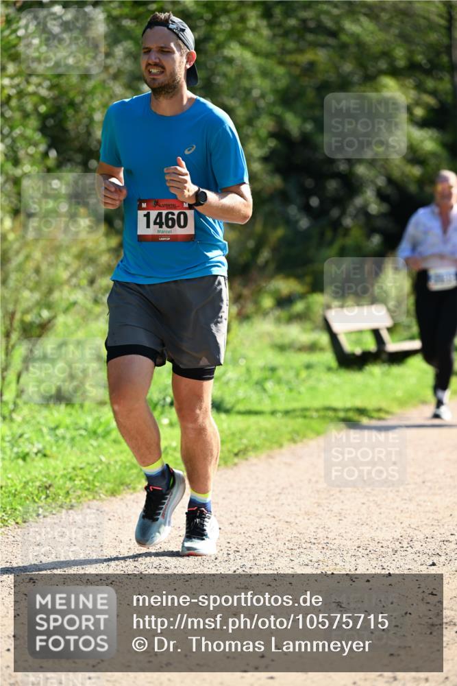 27.09.2026 - 35. Volkslauf durch das schöne Alstertal Dr. Thomas Lammeyer http://msf.ph/oto/10575715 27.09.2026 11:39:03 Laufen 1460 meine-sportfotos.de