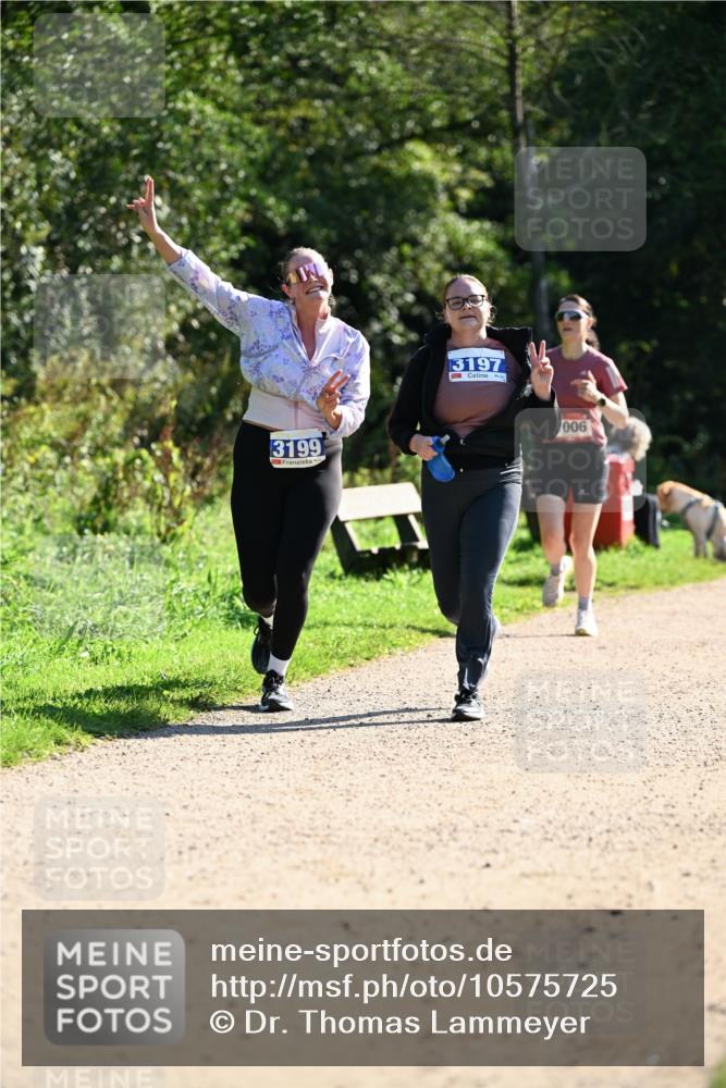 27.09.2026 - 35. Volkslauf durch das schöne Alstertal Dr. Thomas Lammeyer http://msf.ph/oto/10575725 27.09.2026 11:39:05 Laufen 3199, 3197, 006 meine-sportfotos.de