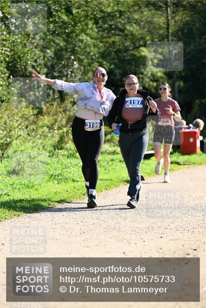 27.09.2026 - 35. Volkslauf durch das schöne Alstertal Dr. Thomas Lammeyer http://msf.ph/oto/10575733 27.09.2026 11:39:05 Laufen 3199, 3197, 1006 meine-sportfotos.de