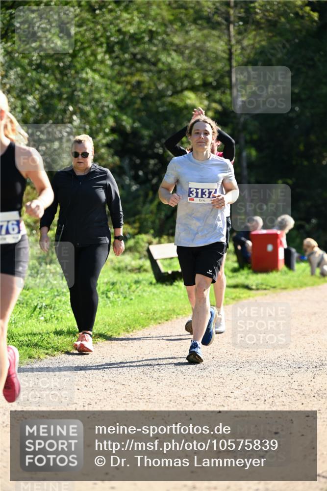27.09.2026 - 35. Volkslauf durch das schöne Alstertal Dr. Thomas Lammeyer http://msf.ph/oto/10575839 27.09.2026 11:39:29 Laufen 761, 3137 meine-sportfotos.de