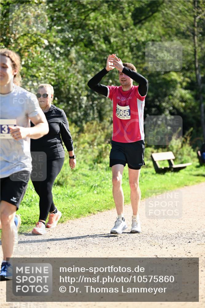27.09.2026 - 35. Volkslauf durch das schöne Alstertal Dr. Thomas Lammeyer http://msf.ph/oto/10575860 27.09.2026 11:39:31 Laufen 13, 90, 066 meine-sportfotos.de