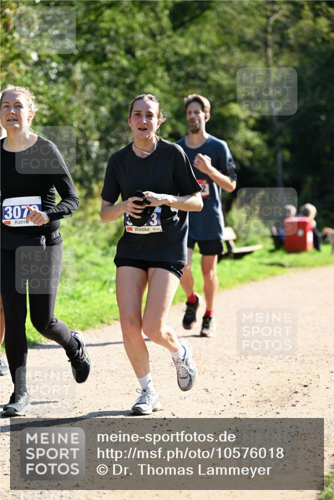 27.09.2026 - 35. Volkslauf durch das schöne Alstertal Dr. Thomas Lammeyer http://msf.ph/oto/10576018 27.09.2026 11:40:20 Laufen 307, 4 meine-sportfotos.de