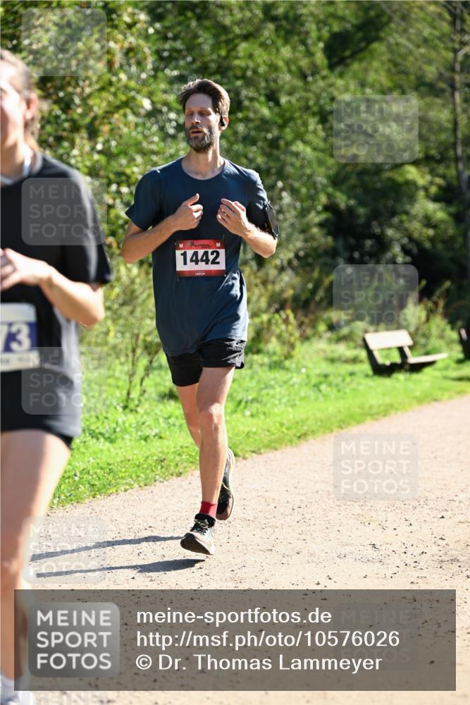 27.09.2026 - 35. Volkslauf durch das schöne Alstertal Dr. Thomas Lammeyer http://msf.ph/oto/10576026 27.09.2026 11:40:21 Laufen 73, 1442 meine-sportfotos.de