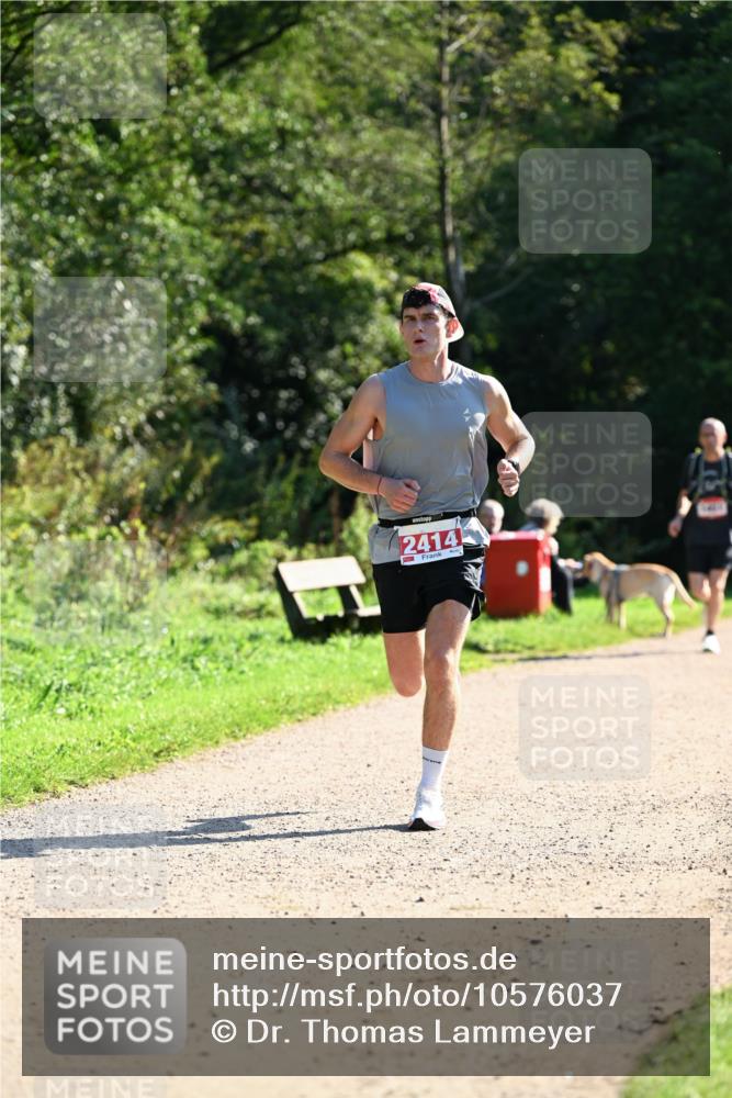27.09.2026 - 35. Volkslauf durch das schöne Alstertal Dr. Thomas Lammeyer http://msf.ph/oto/10576037 27.09.2026 11:40:30 Laufen 2414 meine-sportfotos.de