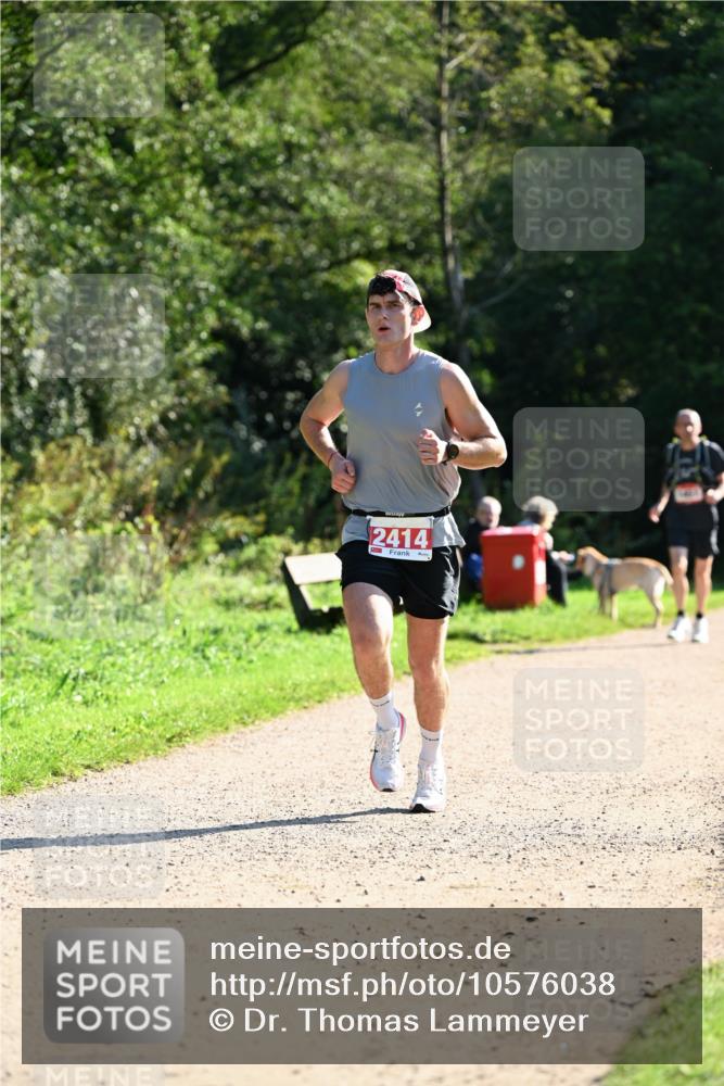 27.09.2026 - 35. Volkslauf durch das schöne Alstertal Dr. Thomas Lammeyer http://msf.ph/oto/10576038 27.09.2026 11:40:31 Laufen 2414 meine-sportfotos.de