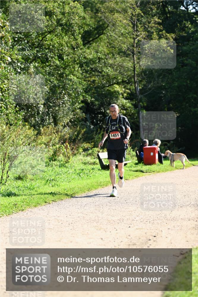 27.09.2026 - 35. Volkslauf durch das schöne Alstertal Dr. Thomas Lammeyer http://msf.ph/oto/10576055 27.09.2026 11:40:34 Laufen 1451 meine-sportfotos.de
