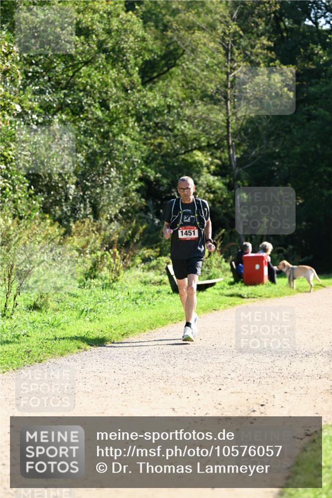 27.09.2026 - 35. Volkslauf durch das schöne Alstertal Dr. Thomas Lammeyer http://msf.ph/oto/10576057 27.09.2026 11:40:35 Laufen 1451 meine-sportfotos.de