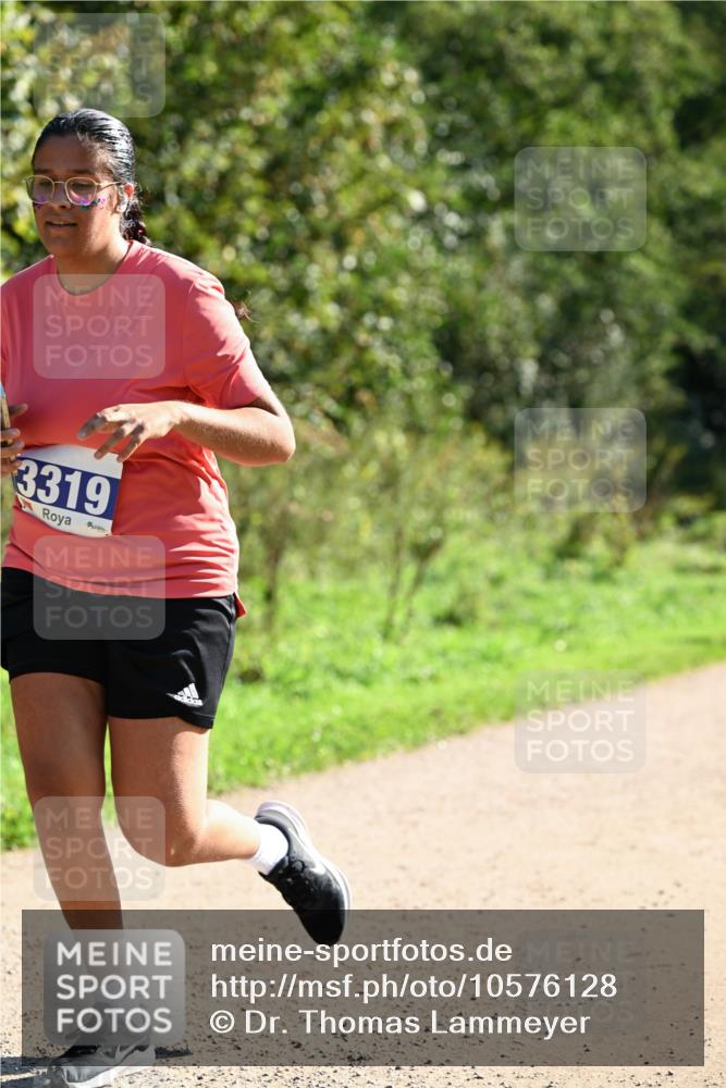 27.09.2026 - 35. Volkslauf durch das schöne Alstertal Dr. Thomas Lammeyer http://msf.ph/oto/10576128 27.09.2026 11:40:55 Laufen 3319 meine-sportfotos.de