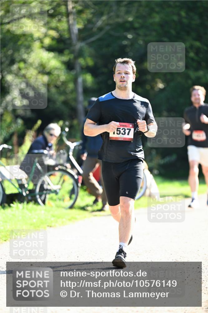 27.09.2026 - 35. Volkslauf durch das schöne Alstertal Dr. Thomas Lammeyer http://msf.ph/oto/10576149 27.09.2026 11:41:24 Laufen 537 meine-sportfotos.de