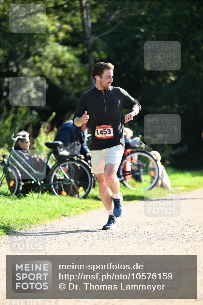 27.09.2026 - 35. Volkslauf durch das schöne Alstertal Dr. Thomas Lammeyer http://msf.ph/oto/10576159 27.09.2026 11:41:27 Laufen 1453 meine-sportfotos.de