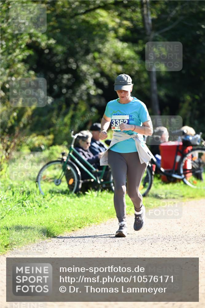 27.09.2026 - 35. Volkslauf durch das schöne Alstertal Dr. Thomas Lammeyer http://msf.ph/oto/10576171 27.09.2026 11:41:31 Laufen 3362 meine-sportfotos.de