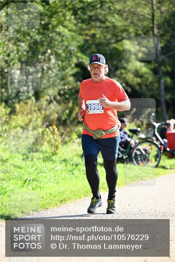 27.09.2026 - 35. Volkslauf durch das schöne Alstertal Dr. Thomas Lammeyer http://msf.ph/oto/10576229 27.09.2026 11:42:12 Laufen 189, 3998 meine-sportfotos.de
