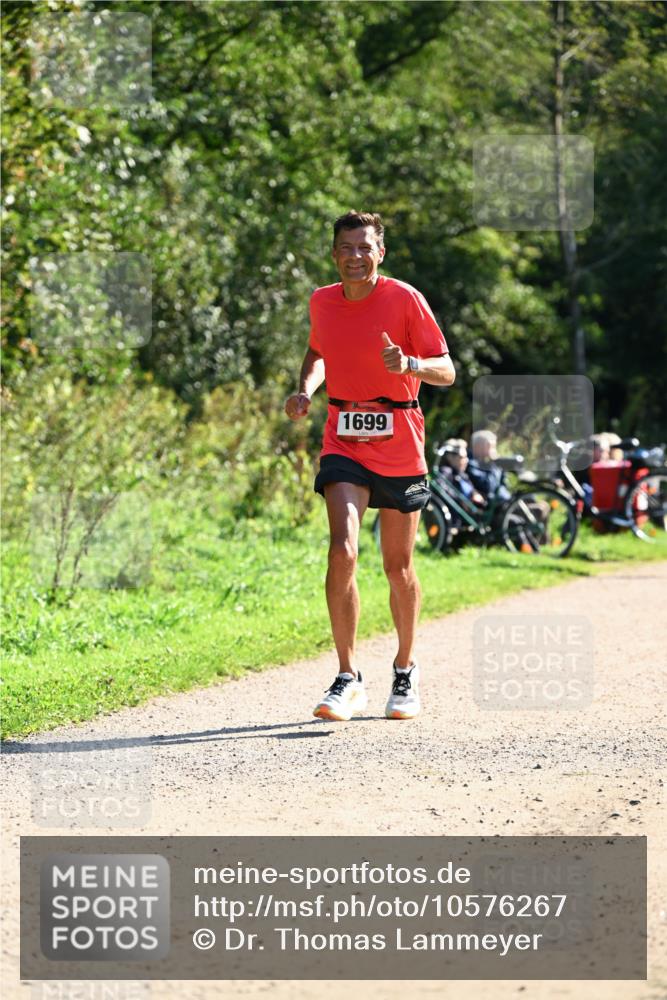 27.09.2026 - 35. Volkslauf durch das schöne Alstertal Dr. Thomas Lammeyer http://msf.ph/oto/10576267 27.09.2026 11:42:40 Laufen 1699 meine-sportfotos.de