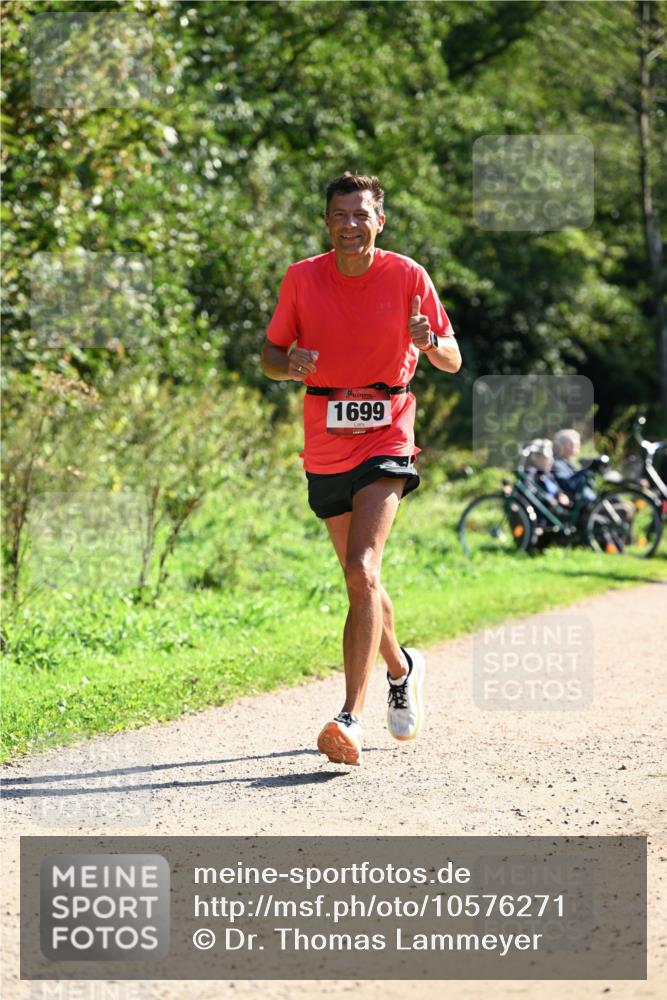 27.09.2026 - 35. Volkslauf durch das schöne Alstertal Dr. Thomas Lammeyer http://msf.ph/oto/10576271 27.09.2026 11:42:40 Laufen 1699 meine-sportfotos.de
