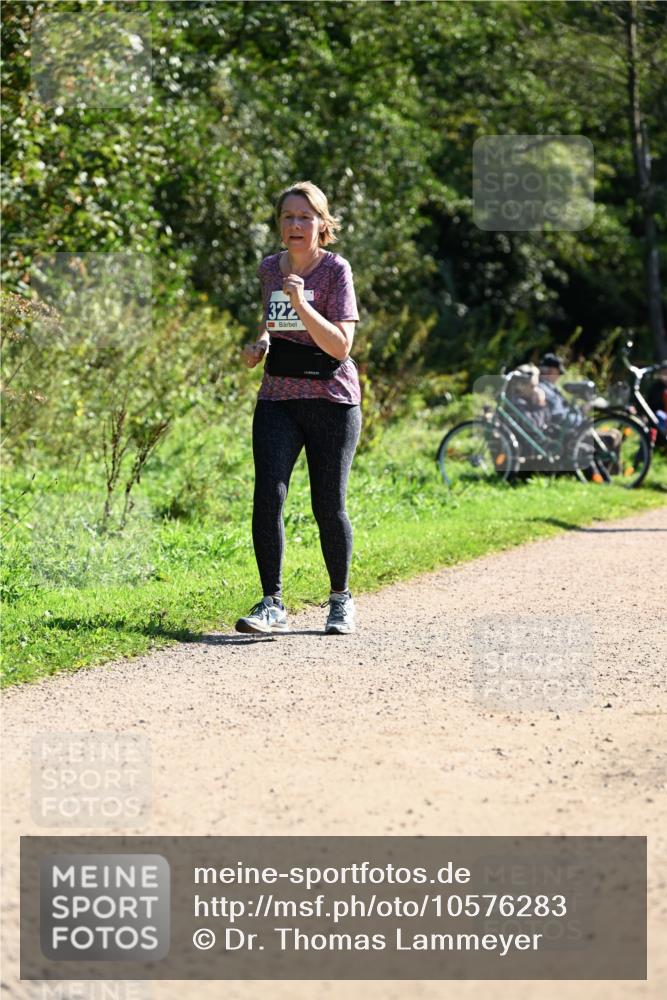 27.09.2026 - 35. Volkslauf durch das schöne Alstertal Dr. Thomas Lammeyer http://msf.ph/oto/10576283 27.09.2026 11:42:58 Laufen 322 meine-sportfotos.de