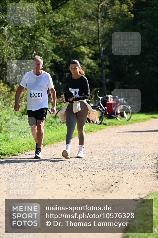 27.09.2026 - 35. Volkslauf durch das schöne Alstertal Dr. Thomas Lammeyer http://msf.ph/oto/10576328 27.09.2026 11:43:21 Laufen 3044, 89, 43 meine-sportfotos.de