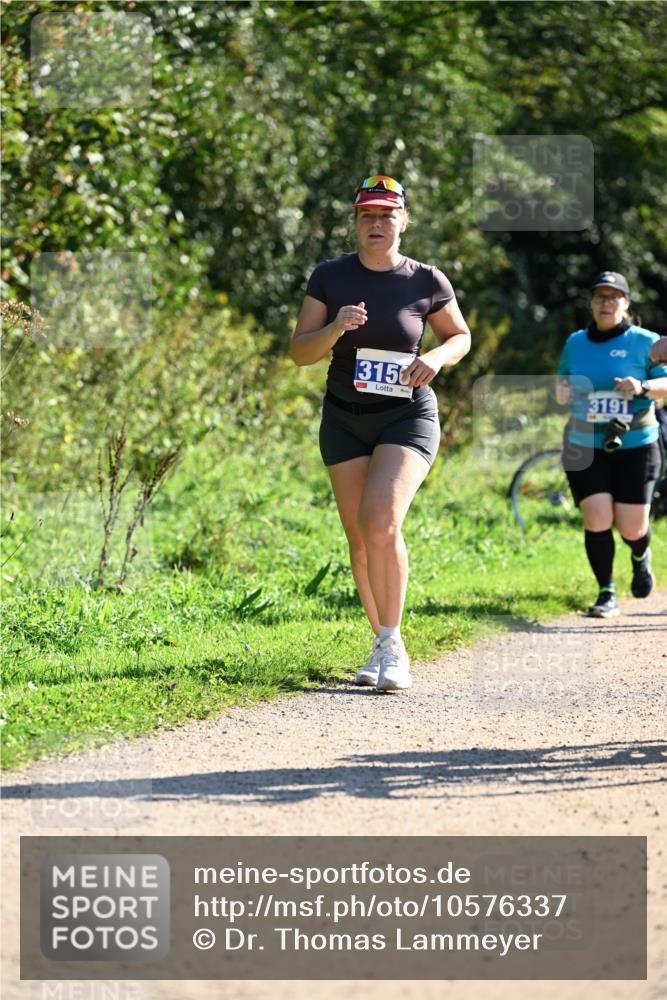 27.09.2026 - 35. Volkslauf durch das schöne Alstertal Dr. Thomas Lammeyer http://msf.ph/oto/10576337 27.09.2026 11:43:41 Laufen 3150, 3191 meine-sportfotos.de