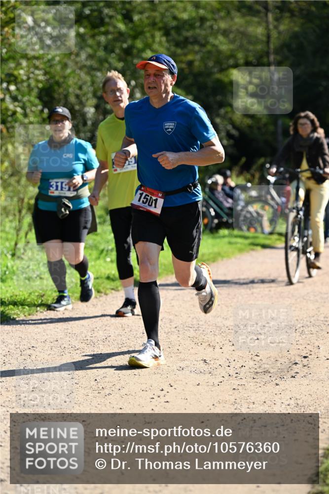 27.09.2026 - 35. Volkslauf durch das schöne Alstertal Dr. Thomas Lammeyer http://msf.ph/oto/10576360 27.09.2026 11:43:44 Laufen 319, 1501 meine-sportfotos.de