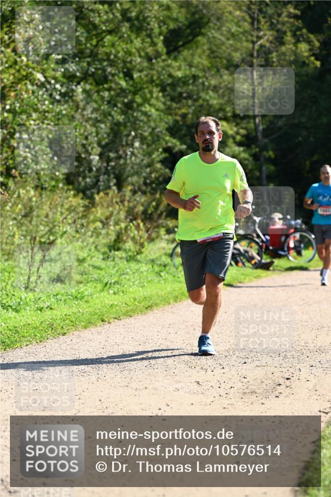27.09.2026 - 35. Volkslauf durch das schöne Alstertal Dr. Thomas Lammeyer http://msf.ph/oto/10576514 27.09.2026 11:44:47 Laufen  meine-sportfotos.de