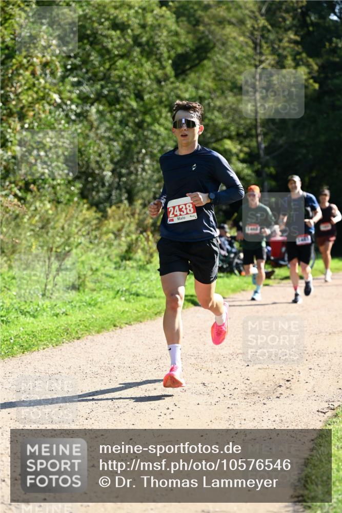 27.09.2026 - 35. Volkslauf durch das schöne Alstertal Dr. Thomas Lammeyer http://msf.ph/oto/10576546 27.09.2026 11:44:52 Laufen 2438 meine-sportfotos.de