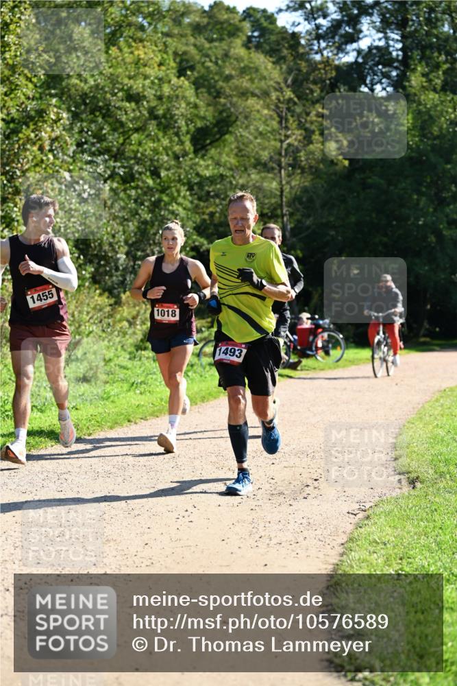 27.09.2026 - 35. Volkslauf durch das schöne Alstertal Dr. Thomas Lammeyer http://msf.ph/oto/10576589 27.09.2026 11:44:57 Laufen 1455, 1018, 1493 meine-sportfotos.de