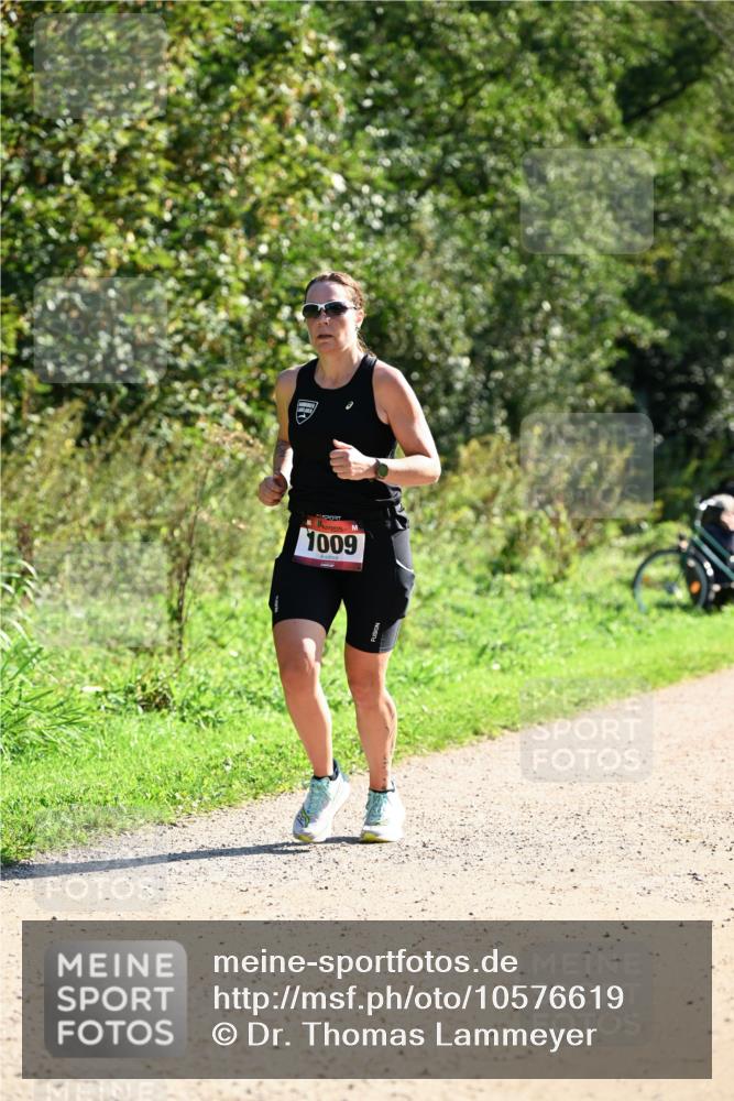 27.09.2026 - 35. Volkslauf durch das schöne Alstertal Dr. Thomas Lammeyer http://msf.ph/oto/10576619 27.09.2026 11:45:09 Laufen 1009 meine-sportfotos.de