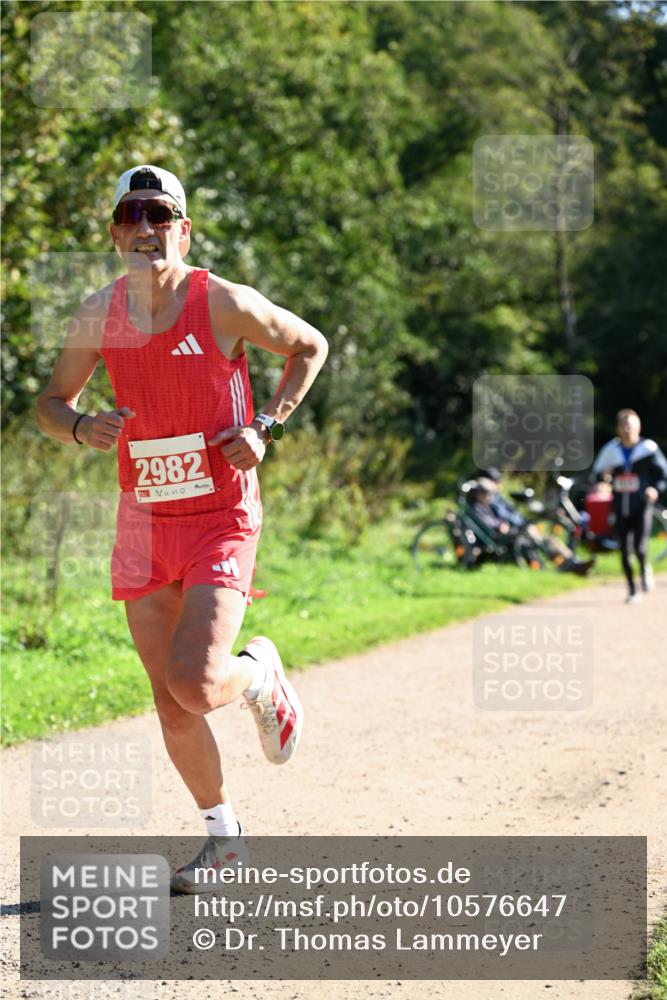27.09.2026 - 35. Volkslauf durch das schöne Alstertal Dr. Thomas Lammeyer http://msf.ph/oto/10576647 27.09.2026 11:45:36 Laufen 112233, 2982 meine-sportfotos.de