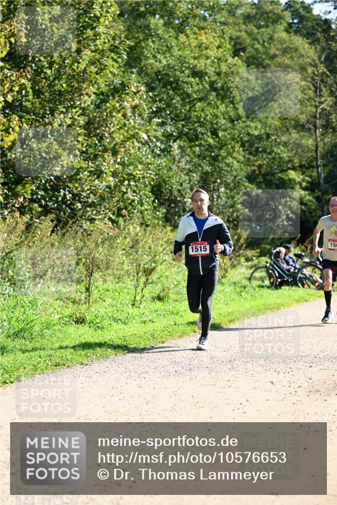 27.09.2026 - 35. Volkslauf durch das schöne Alstertal Dr. Thomas Lammeyer http://msf.ph/oto/10576653 27.09.2026 11:45:39 Laufen 1515, 1100, 150 meine-sportfotos.de