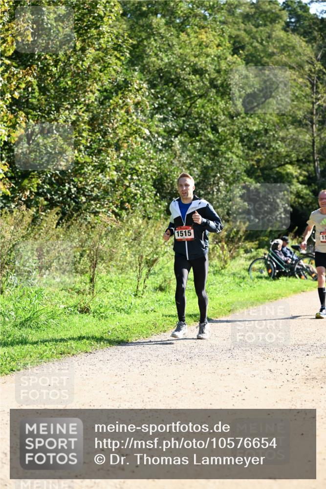 27.09.2026 - 35. Volkslauf durch das schöne Alstertal Dr. Thomas Lammeyer http://msf.ph/oto/10576654 27.09.2026 11:45:39 Laufen 1515 meine-sportfotos.de