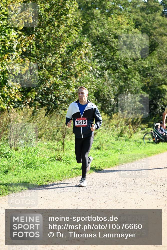 27.09.2026 - 35. Volkslauf durch das schöne Alstertal Dr. Thomas Lammeyer http://msf.ph/oto/10576660 27.09.2026 11:45:40 Laufen 1515 meine-sportfotos.de