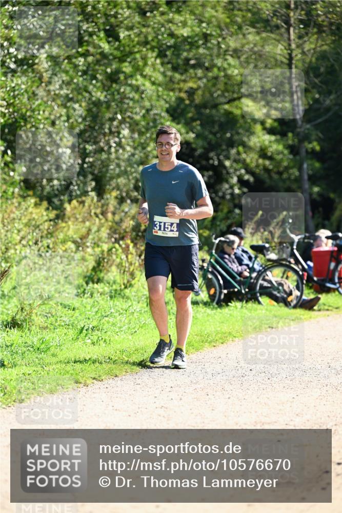 27.09.2026 - 35. Volkslauf durch das schöne Alstertal Dr. Thomas Lammeyer http://msf.ph/oto/10576670 27.09.2026 11:45:46 Laufen 3154 meine-sportfotos.de