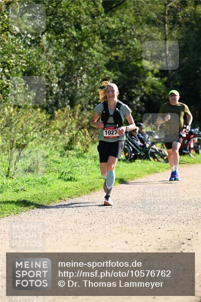 27.09.2026 - 35. Volkslauf durch das schöne Alstertal Dr. Thomas Lammeyer http://msf.ph/oto/10576762 27.09.2026 11:46:29 Laufen 1027 meine-sportfotos.de