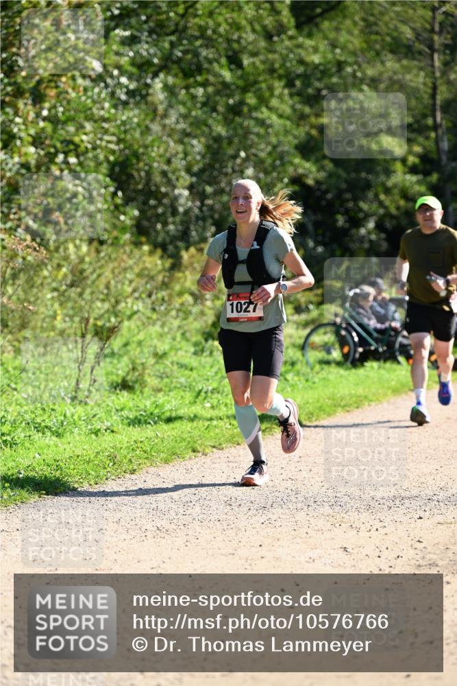 27.09.2026 - 35. Volkslauf durch das schöne Alstertal Dr. Thomas Lammeyer http://msf.ph/oto/10576766 27.09.2026 11:46:29 Laufen 1027 meine-sportfotos.de
