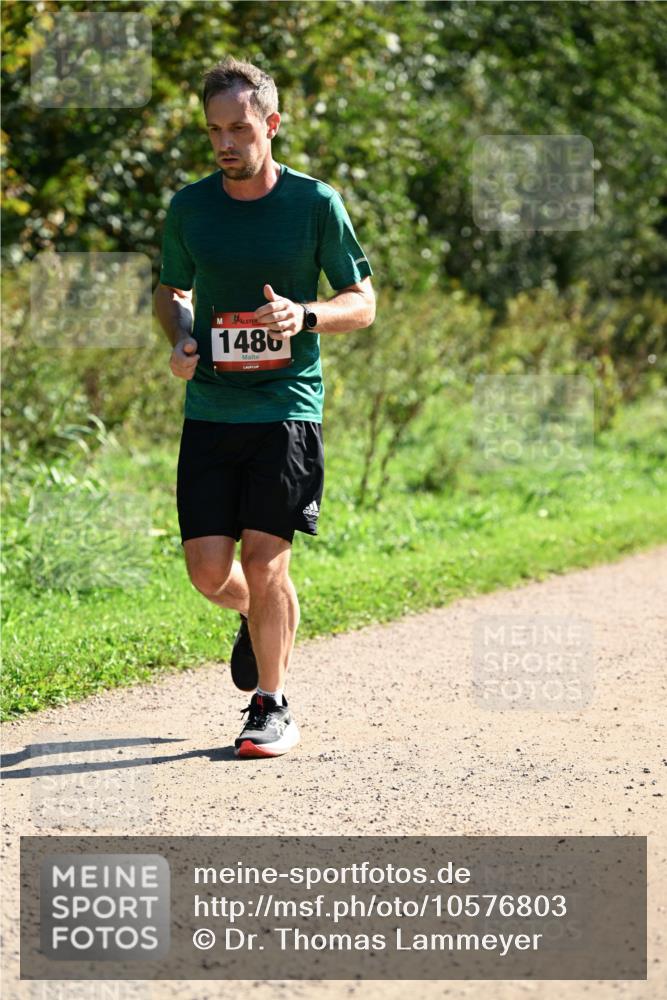 27.09.2026 - 35. Volkslauf durch das schöne Alstertal Dr. Thomas Lammeyer http://msf.ph/oto/10576803 27.09.2026 11:46:46 Laufen 1486 meine-sportfotos.de