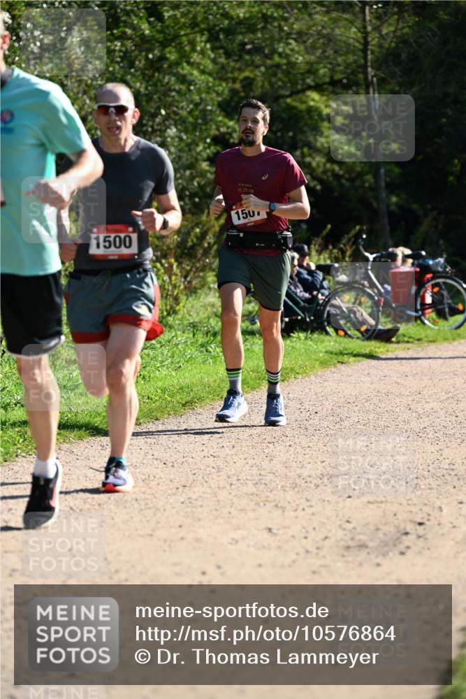 27.09.2026 - 35. Volkslauf durch das schöne Alstertal Dr. Thomas Lammeyer http://msf.ph/oto/10576864 27.09.2026 11:47:08 Laufen 42, 195, 1500, 150 meine-sportfotos.de