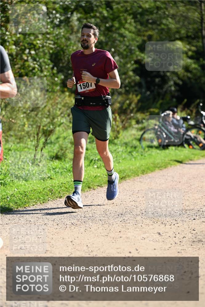 27.09.2026 - 35. Volkslauf durch das schöne Alstertal Dr. Thomas Lammeyer http://msf.ph/oto/10576868 27.09.2026 11:47:09 Laufen 1507 meine-sportfotos.de
