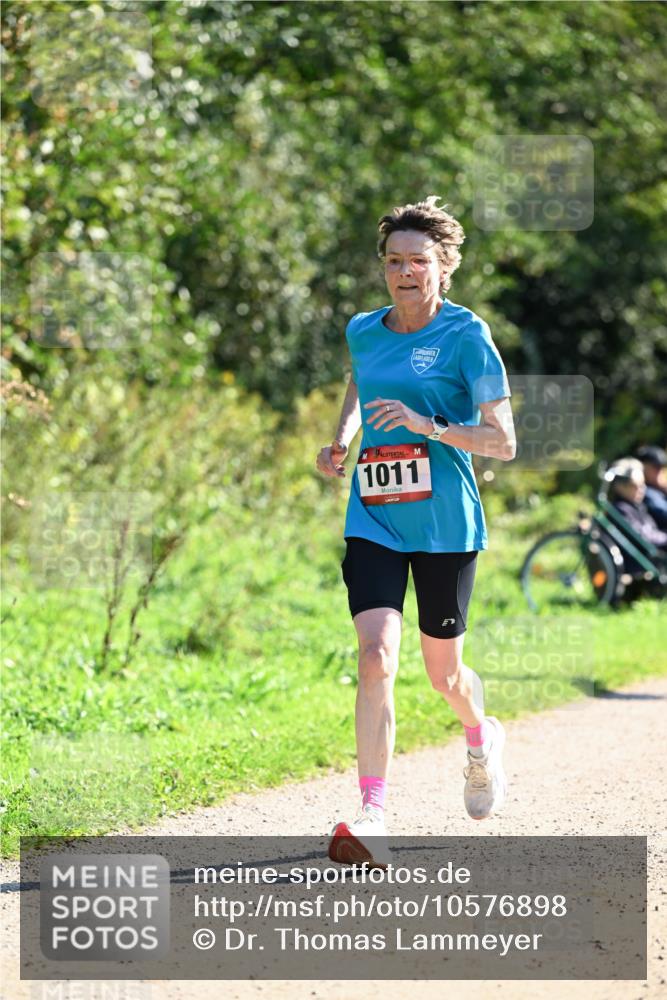 27.09.2026 - 35. Volkslauf durch das schöne Alstertal Dr. Thomas Lammeyer http://msf.ph/oto/10576898 27.09.2026 11:47:51 Laufen 1011 meine-sportfotos.de