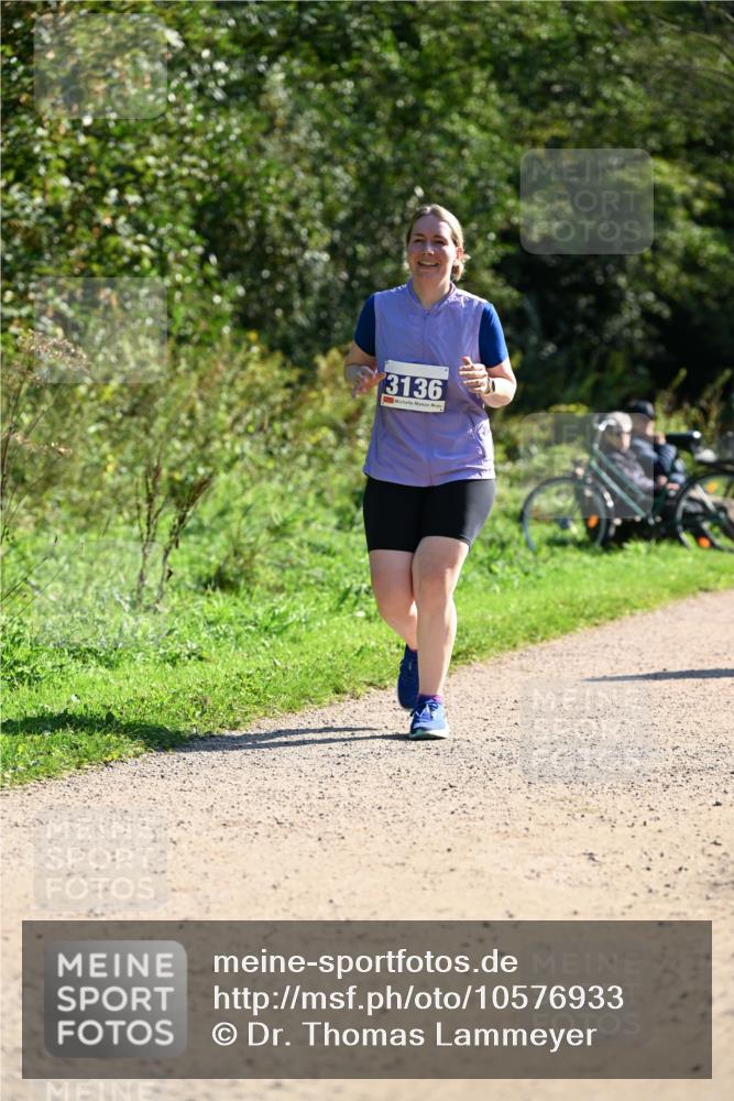 27.09.2026 - 35. Volkslauf durch das schöne Alstertal Dr. Thomas Lammeyer http://msf.ph/oto/10576933 27.09.2026 11:48:16 Laufen 3136 meine-sportfotos.de
