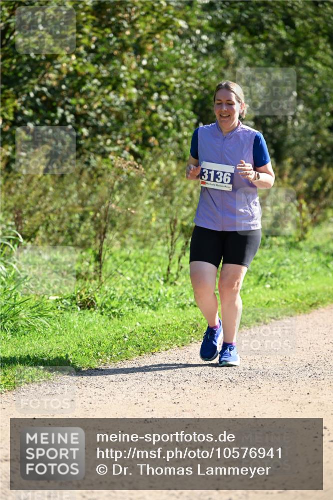 27.09.2026 - 35. Volkslauf durch das schöne Alstertal Dr. Thomas Lammeyer http://msf.ph/oto/10576941 27.09.2026 11:48:17 Laufen 3136 meine-sportfotos.de