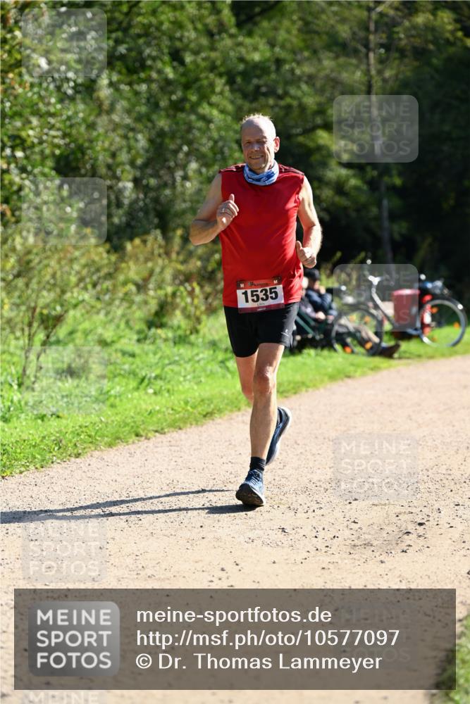 27.09.2026 - 35. Volkslauf durch das schöne Alstertal Dr. Thomas Lammeyer http://msf.ph/oto/10577097 27.09.2026 11:49:59 Laufen 1535 meine-sportfotos.de