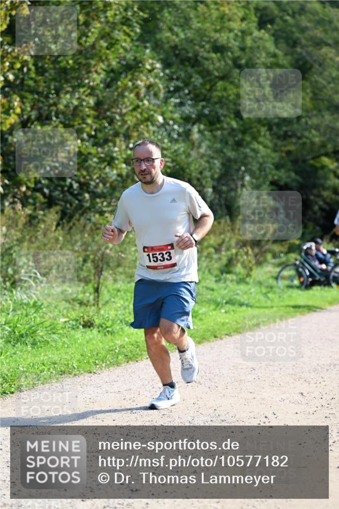 27.09.2026 - 35. Volkslauf durch das schöne Alstertal Dr. Thomas Lammeyer http://msf.ph/oto/10577182 27.09.2026 11:50:39 Laufen 1533 meine-sportfotos.de