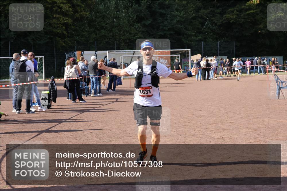 27.09.2026 - 35. Volkslauf durch das schöne Alstertal Strokosch-Dieckow http://msf.ph/oto/10577308 27.09.2026 12:42:00 Ziel 1631 meine-sportfotos.de