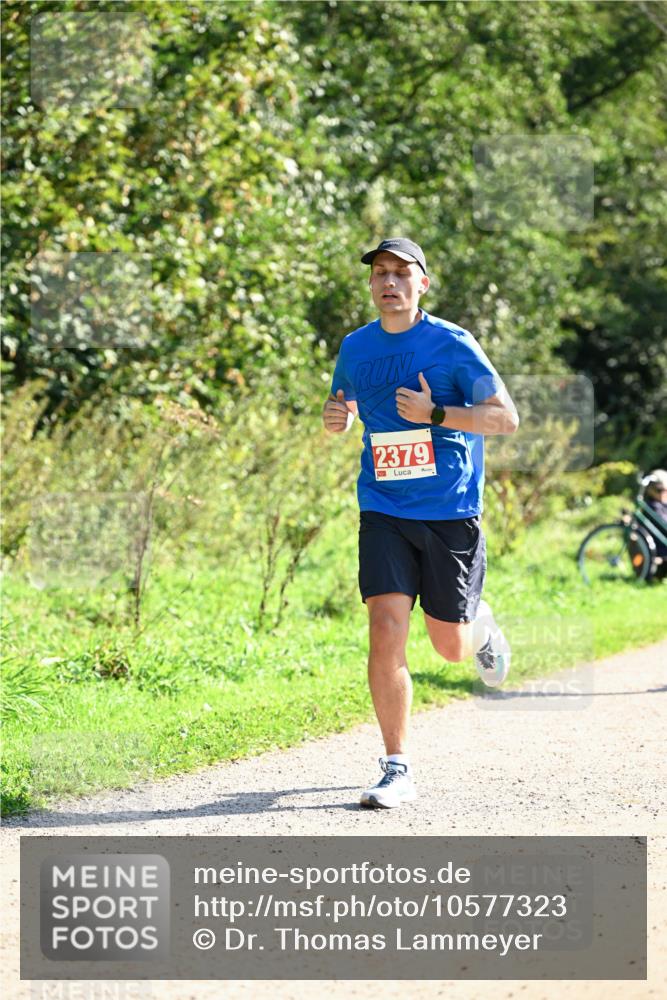 27.09.2026 - 35. Volkslauf durch das schöne Alstertal Dr. Thomas Lammeyer http://msf.ph/oto/10577323 27.09.2026 11:51:58 Laufen 2379 meine-sportfotos.de