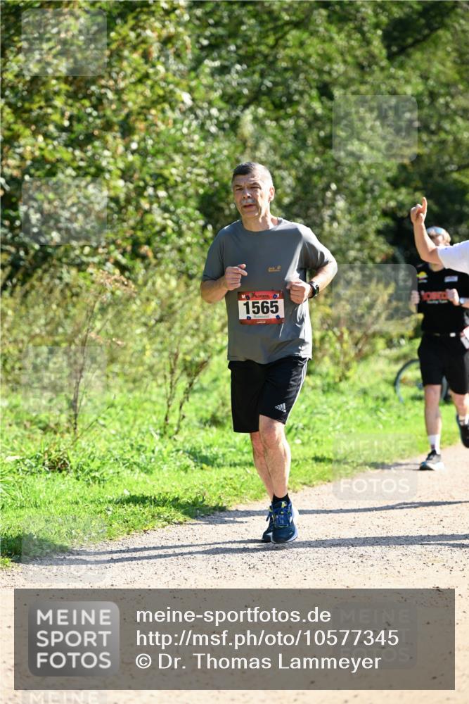 27.09.2026 - 35. Volkslauf durch das schöne Alstertal Dr. Thomas Lammeyer http://msf.ph/oto/10577345 27.09.2026 11:52:12 Laufen 1565 meine-sportfotos.de