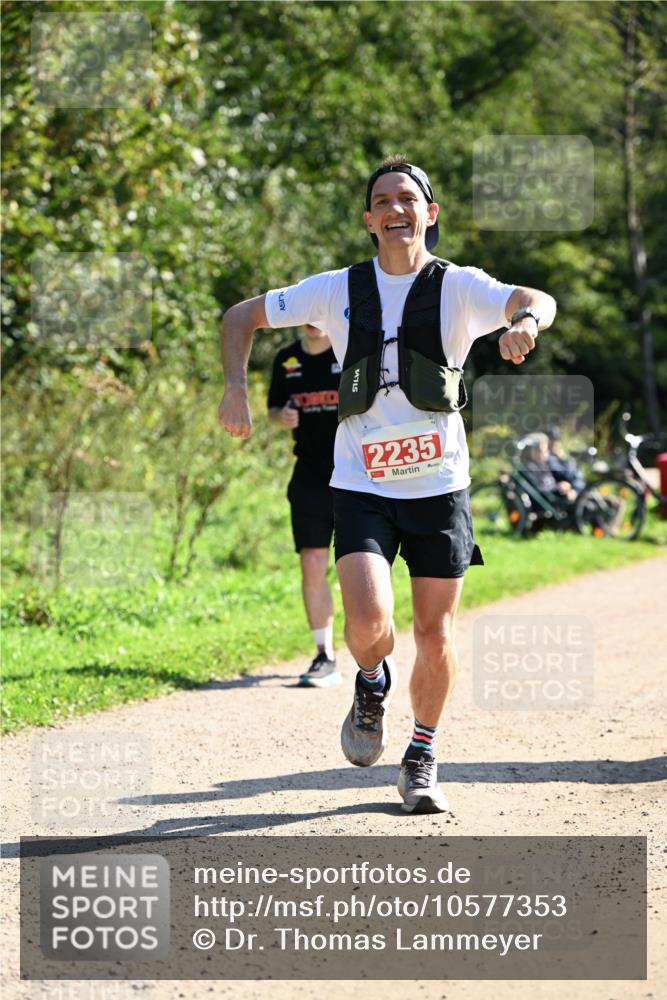 27.09.2026 - 35. Volkslauf durch das schöne Alstertal Dr. Thomas Lammeyer http://msf.ph/oto/10577353 27.09.2026 11:52:13 Laufen 2235 meine-sportfotos.de