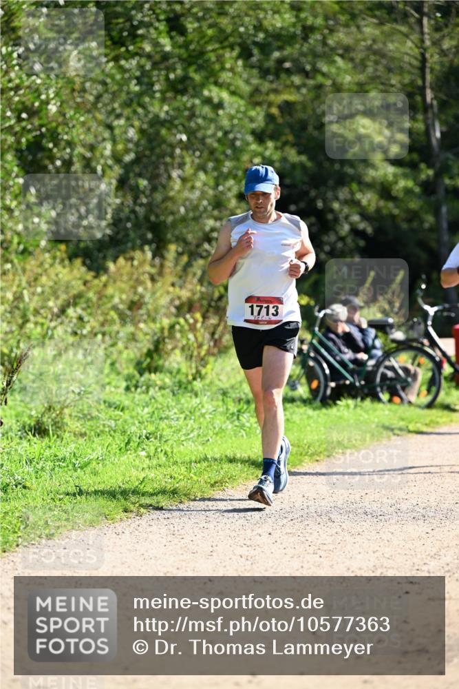 27.09.2026 - 35. Volkslauf durch das schöne Alstertal Dr. Thomas Lammeyer http://msf.ph/oto/10577363 27.09.2026 11:52:30 Laufen 1713 meine-sportfotos.de
