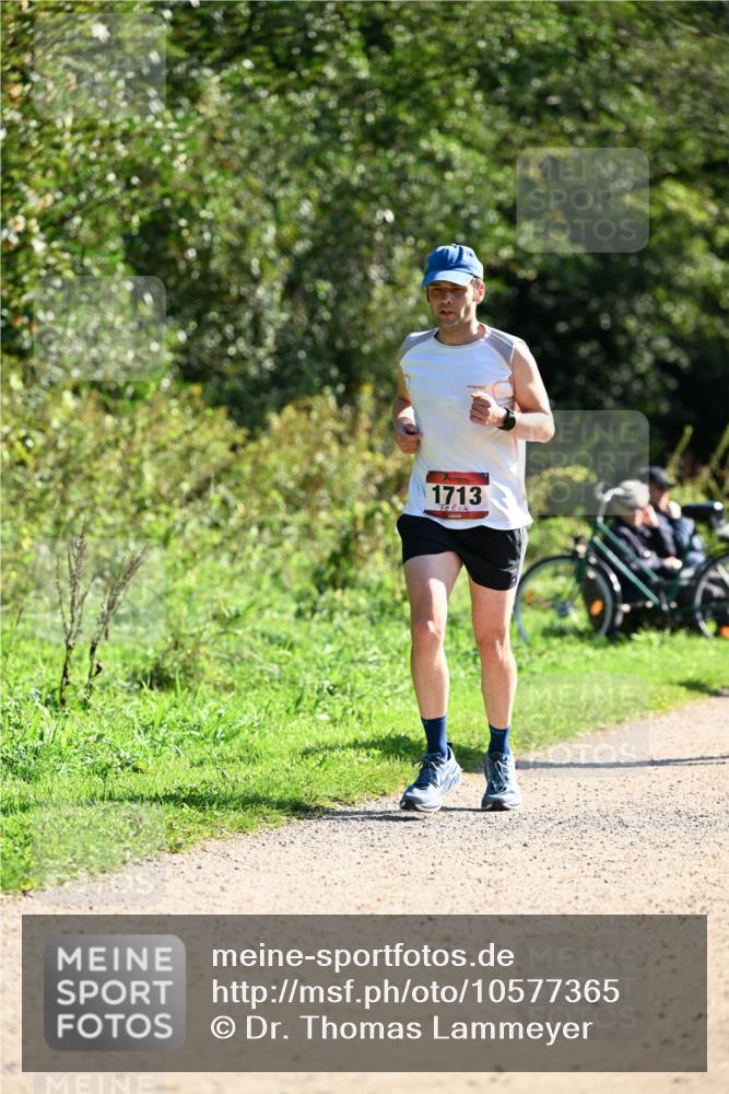 27.09.2026 - 35. Volkslauf durch das schöne Alstertal Dr. Thomas Lammeyer http://msf.ph/oto/10577365 27.09.2026 11:52:30 Laufen 1713 meine-sportfotos.de