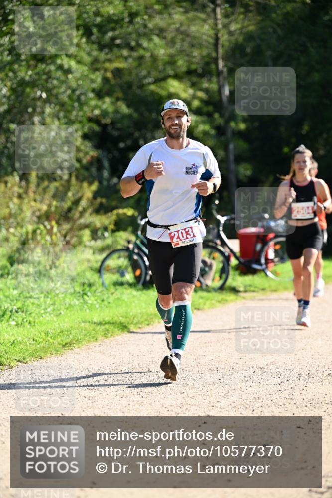 27.09.2026 - 35. Volkslauf durch das schöne Alstertal Dr. Thomas Lammeyer http://msf.ph/oto/10577370 27.09.2026 11:52:31 Laufen 2036 meine-sportfotos.de