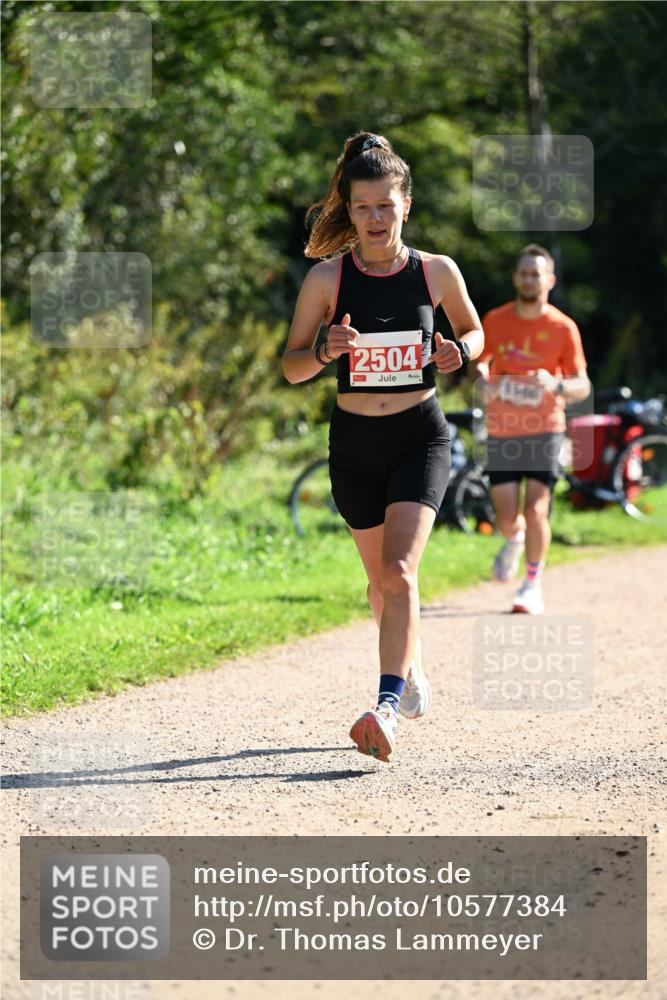 27.09.2026 - 35. Volkslauf durch das schöne Alstertal Dr. Thomas Lammeyer http://msf.ph/oto/10577384 27.09.2026 11:52:33 Laufen 2504, 1666 meine-sportfotos.de