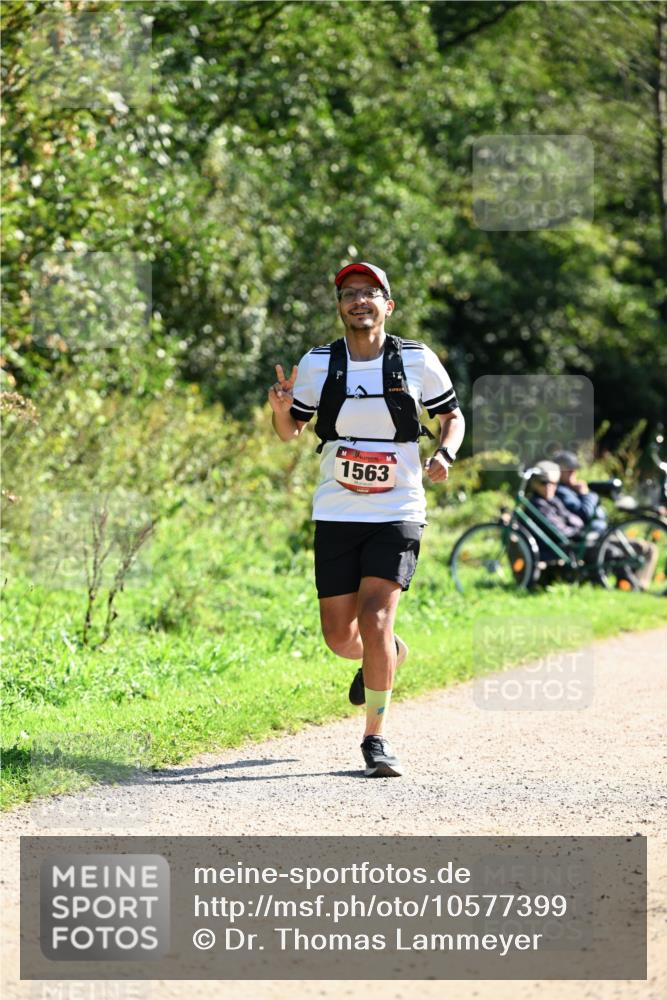 27.09.2026 - 35. Volkslauf durch das schöne Alstertal Dr. Thomas Lammeyer http://msf.ph/oto/10577399 27.09.2026 11:52:40 Laufen 1563 meine-sportfotos.de
